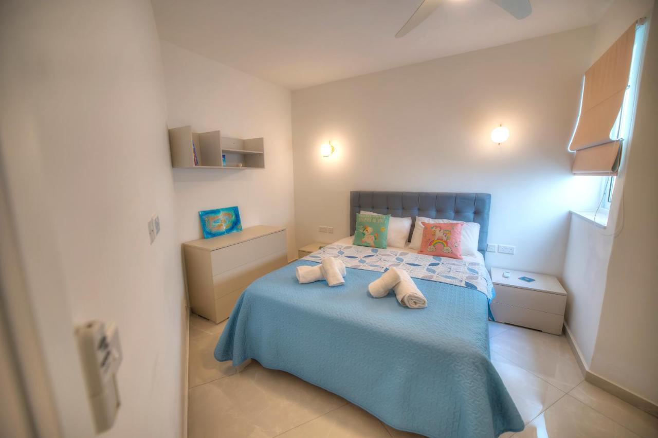 Seaside Apartment In The Heart Of Xlendi Gozo Exterior photo